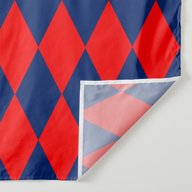 Red and Blue Harlequin Checkered Design  Stoff (Von Creator hochgeladen)