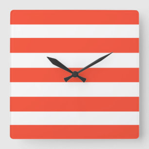 Red and White Deckchair Stripes Quadratische Wanduhr