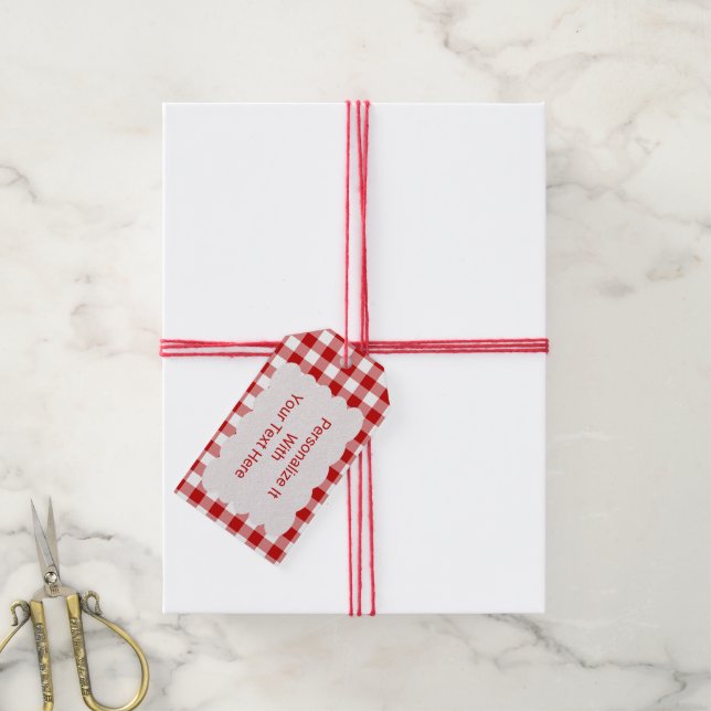 Red and White Gingham Checked | PERSONALISIERT Geschenkanhänger (Mit Garn)