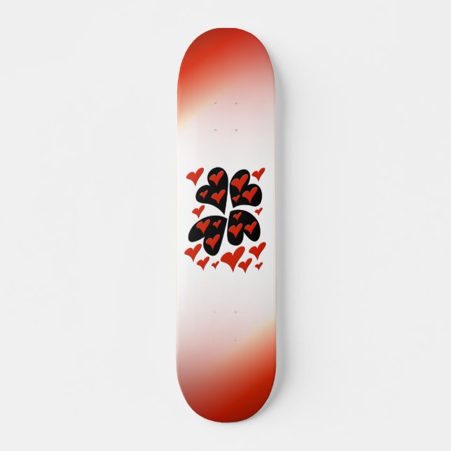 Red auf Black Hearts Skateboard (Vorne)