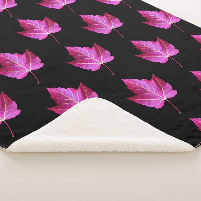Red Autumn Maple Leaf Pattern on Black Floral Sherpadecke (3/4)