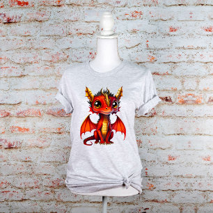 Red Baby Dragon mit goldenen Hörnern und großen Au T-Shirt