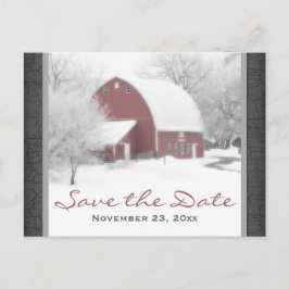 Red Barn im Winter Wedding Save the Date Post Card Ankündigungspostkarte