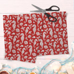 Red Beach Christmas Seepferde Muster Seidenpapier<br><div class="desc">Dieses tropische Weihnachtspapier am Strand zeichnet sich durch ein silbernes Glitzer-Muster aus Seepferden,  Muscheln und heiligen Sprigs auf einem Feiertagsroten Hintergrund aus. Wenn Sie dieses Design für weitere Produkte oder andere Farbwege oder für andere designbezogene Anfragen wünschen,  kontaktieren Sie mich bitte über Zazzle Chat.</div>