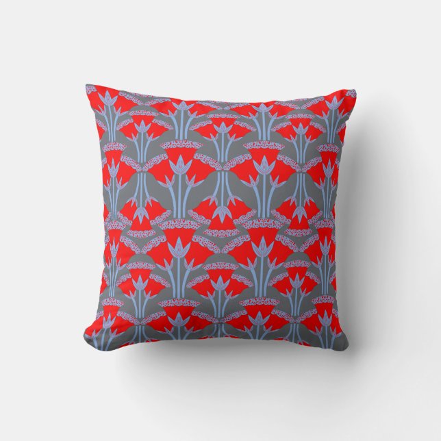 Red Bellflower Throw Pillow | One Owl Artist Kissen (Vorderseite)