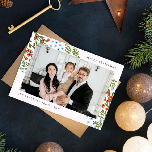 Red Berries Blue Flowers Familie Foto Weihnachten (Von Creator hochgeladen)