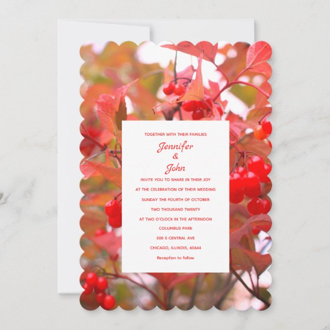 Red Berries Herbstlaub Berry Cool Wedding Einladung (Vorderseite)