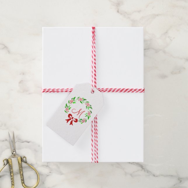 Red Berry Wreath Monogram Geschenkanhänger (Mit Garn)