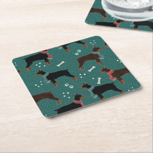 Red & Black Dobermans in Scarves Wintermuster Rechteckiger Pappuntersetzer