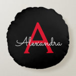 Red Black Script Giron Monogram Name Rundes Kissen<br><div class="desc">Schwarz und Rot einfaches Skript Monogram Name Pouf Kissen. Das Kissen macht den perfekten 16 Geburtstag, Hochzeit, Brautparty, Babydusche oder Junggeselinnen-Abschied Geschenk für jemanden, der sein Zimmer in Rose Gold dekoriert.</div>