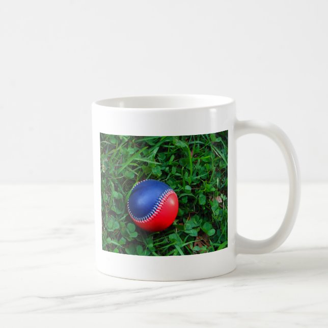 Red & Blue Baseball mit weißem Stitching Tasse (Rechts)