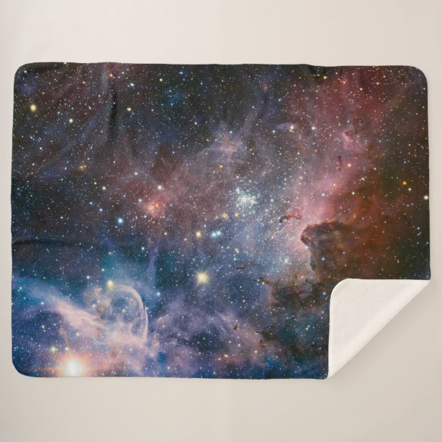 Red & Blue Carina Nebula Hubble Telescope Sherpadecke (Vorderseite (Horizontal))