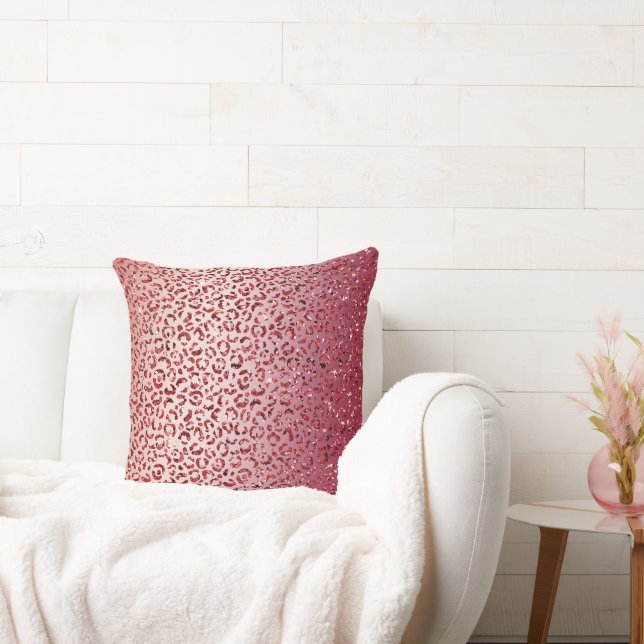 Red Blush Pink Glitzer Sparkard Leopard Print Kissen (Liege)