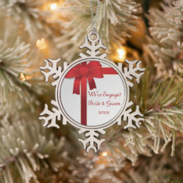 Red Bows Winter Verlobung Schneeflocken Zinn-Ornament