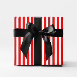 Red Candy Cane Stripes Geschenkpapier