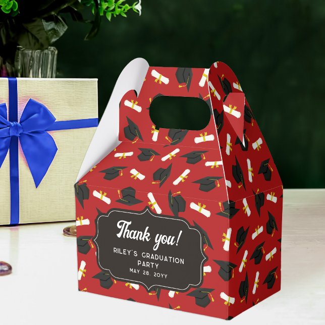 Red Caps & Diplomas Pattern Graduation Thank You Geschenkschachtel (Von Creator hochgeladen)