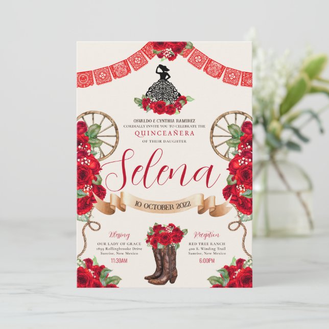 Red Charro Quinceanera Papel Picado Western Rose Einladung (Stehend Vorderseite)
