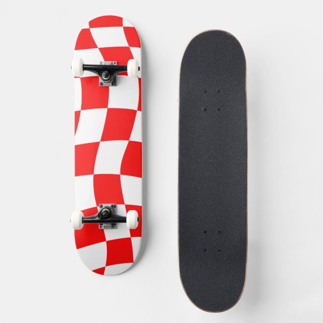 Red Checkerboard Skateboard (Vorderseite)