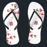 Red Cherry Blossoms Double Xi Chic Chinesische Hoc Flip Flops<br><div class="desc">Rote Kirschblüten oder Sakura Frühlingsblumen und moderne doppelte Glücklichkeit chinesischen Hochzeitskippen Flops. Orientalisch-rote Kirschblüten oder Sakura-Blume mit doppeltem Glückssymbol. Ein elegantes und romantisches asiatisches Hochzeitsdesign, das modern und elegant ist. Kirschblüten blühen im Frühling und symbolisieren neue Anfänge, Liebe und Romantik in japanischer, koreanischer und chinesischer Kultur. Das doppelte Glück ist...</div>