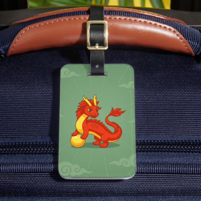 Red Chinese Dragon on Green Gepäckanhänger (Vorderseite Insitu 2)