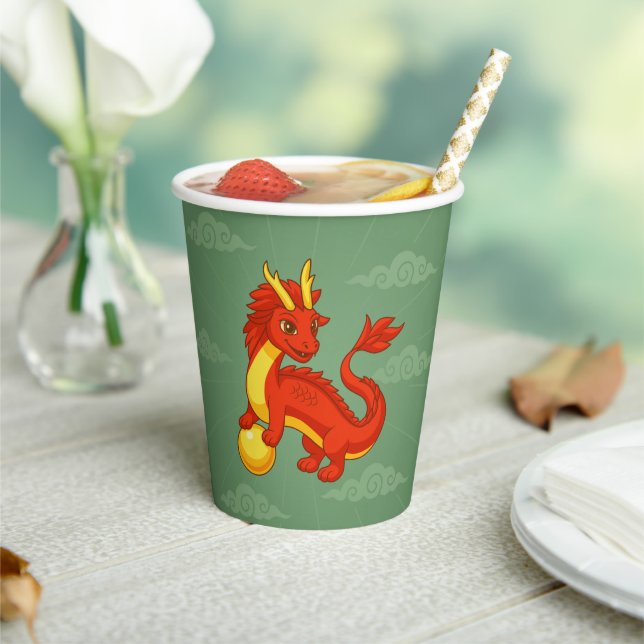 Red Chinese Dragon on Green Pappbecher (In Situ)