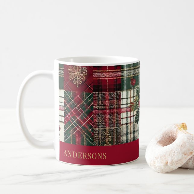Red Christmas Rustikales Kariertes Tartan Muster Kaffeetasse (Mit Donut)