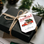 Red Christmas Truck & Rentier | Feiertagstags Geschenkanhänger<br><div class="desc">Diese Designs sind voller Charme und beruhen auf festlicher Nostalgie. Diese sind glücklich... fröhliche und farbenfrohe Tags, die auf all Ihren Urlaubsgeschenken phantastisch aussehen werden. Festige Illustrationen helfen, Stimmungen mit einer eleganten Touch zu erhellen. Sie eignen sich hervorragend zum Krawatte um ein Glaskeramikglas aus hausgemachtem, heißem Schokoladenmix oder zum Anbringen...</div>