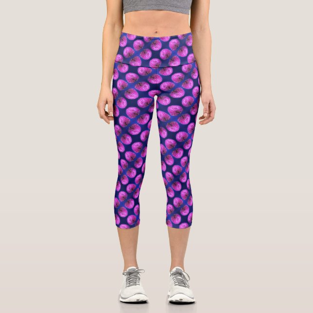Red Clover Wildblume Abstraktes Muster Capri Leggings (Vorderseite)