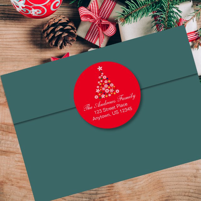 Red Colorful Christmas Tree Round-Address-Label Runder Aufkleber (Von Creator hochgeladen)