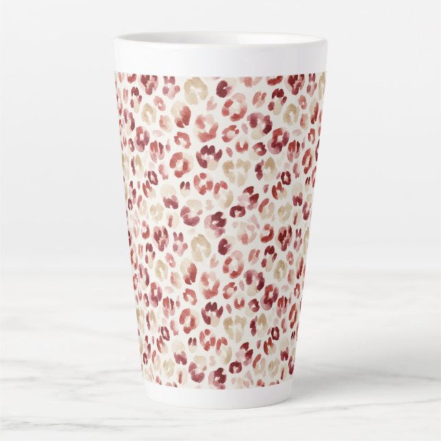 Red Cream Leopard Animal Print Birthday Milchtasse (Vorderseite)