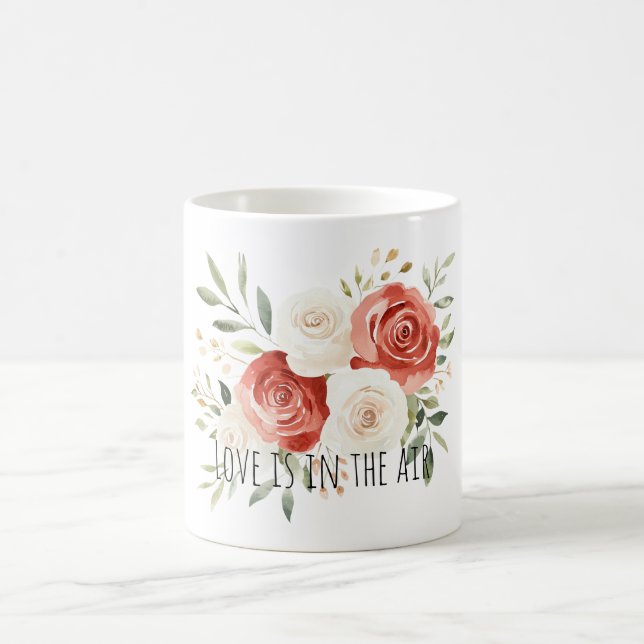 Red Cream Roses Floral Love Kaffeetasse (Mittel)