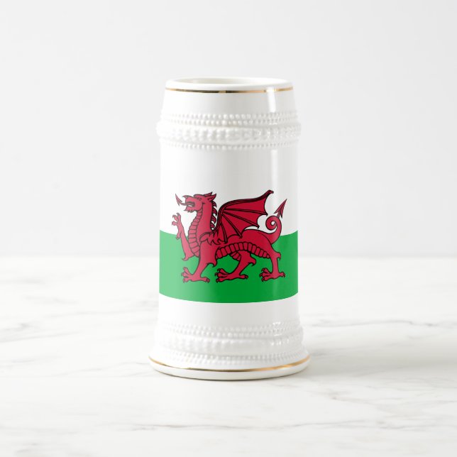 Red Dragon Celtic Flag Wales & Welsh Bierglas (Mittel)