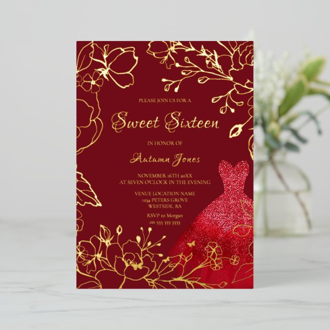 Red Dress Gold Blätter Elegant Sweet 16 Gold Folieneinladung (Stehend vorne)