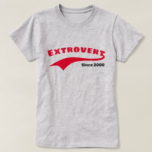 Red Extrovert Typografie Swoosh Custom Date T-Shirt (Design vorne)