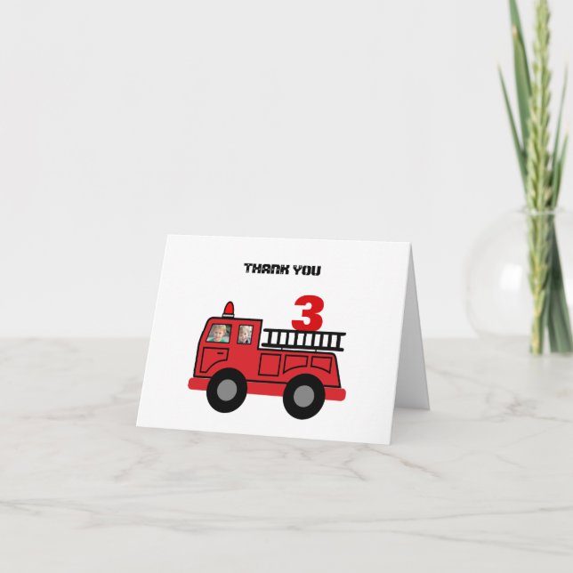 Red Fire Truck Kid's Birthday Foto Custom Dankeskarte (Vorderseite)