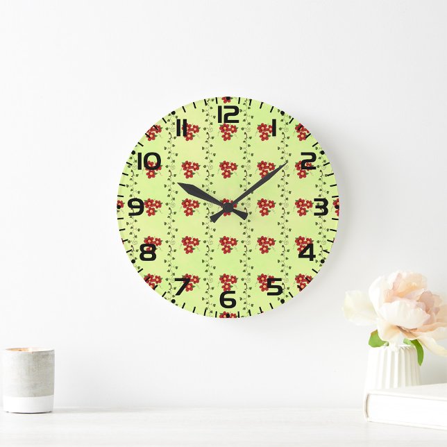 Red Floral Vine Pattern on Light Green Große Wanduhr (Von Creator hochgeladen)