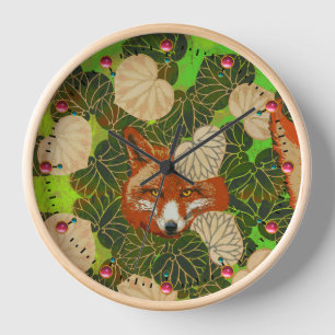 RED FOX UNTER DEN GRÜNEN BLÄTTER UND FOLIAGE UHR