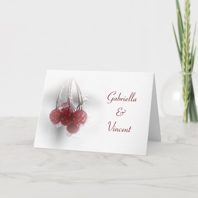 Red Frosty Berries Winter Wedding Einladung (Vorderseite)