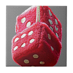 Red Fuzzy Dice Fliese