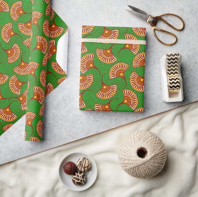 Red Gold And Green Ankara Fan Print Wrappin Geschenkpapier (Kunsthandwerk)