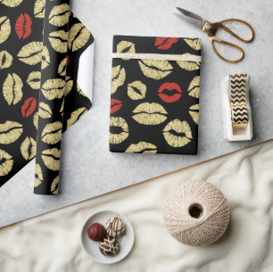 Red Gold Black Lips Kisses Brautparty Geschenkpapier