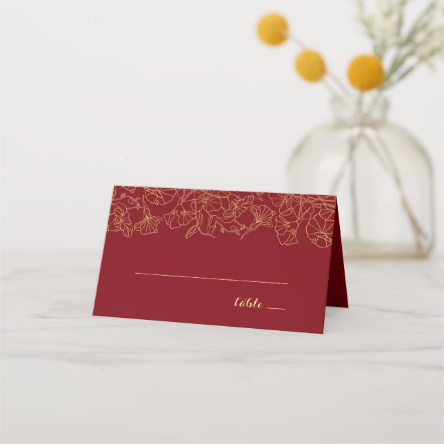 Red Gold Floral Birthday Party Platzkarte (Vorderseite)