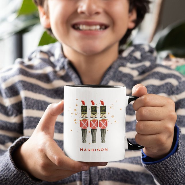 Red & Gold Nutcracker Personalisierte Weihnachten Tasse (Von Creator hochgeladen)