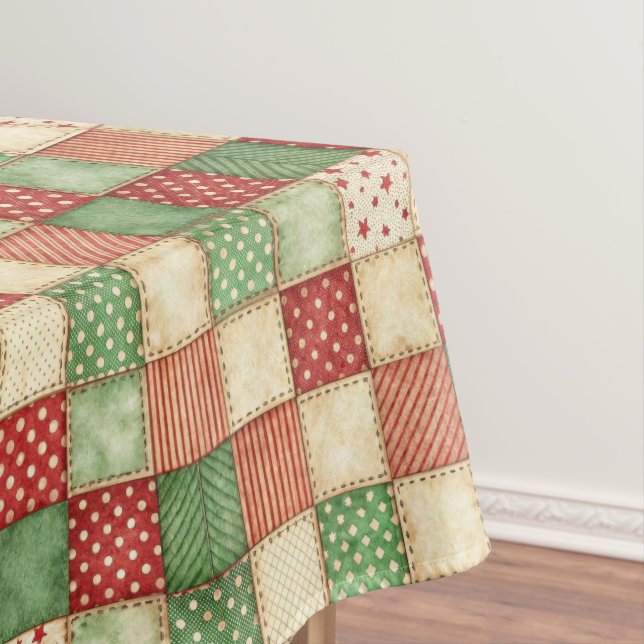 Red Green and Cream Patchwork Quilt Look  Tischdecke (Beispiel)