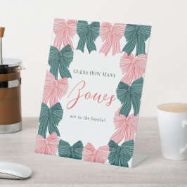 Red & Green Bow/Ribbon Babydusche Wie viele Bows Sockelschild