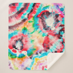 Red Hard Grunge. Shibori Muster. Golden Brush Gra Sherpadecke