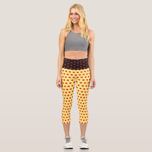 Red Heart Girl Fun Balloon Muster Yellow Chic Capri Leggings (Vorderseite)