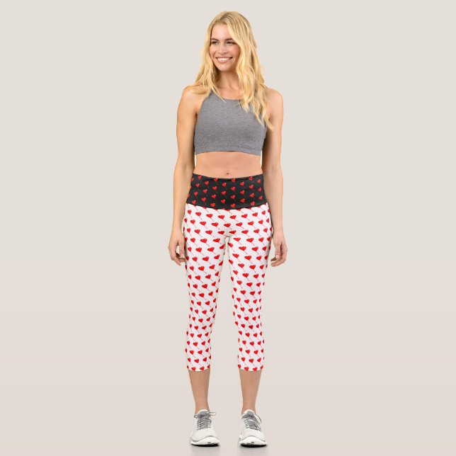 Red Heart Girl Fun Chic Balloon Muster White Capri Leggings (Vorderseite)