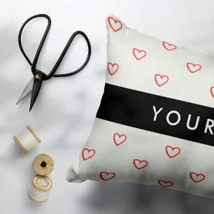 Red Hearts Muster, Liebe, Ihr Name, Personalisiere Dekokissen