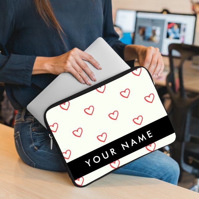 Red Hearts Muster, Liebe, Ihr Name, Personalisiere Laptopschutzhülle (Von Creator hochgeladen)